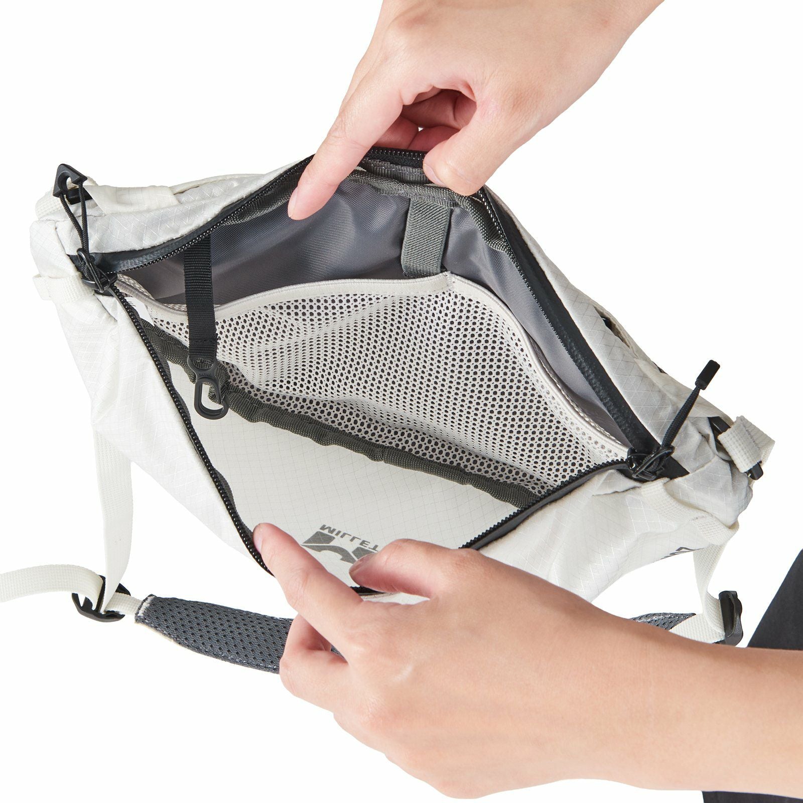 Semno Sling Bag