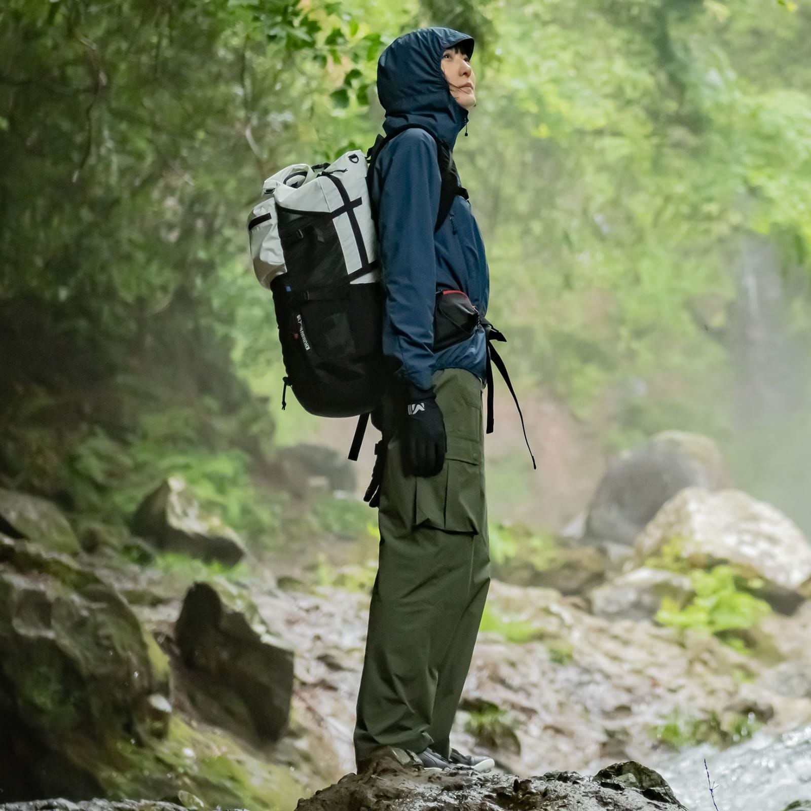 Mountain Stretch Cargo Pants