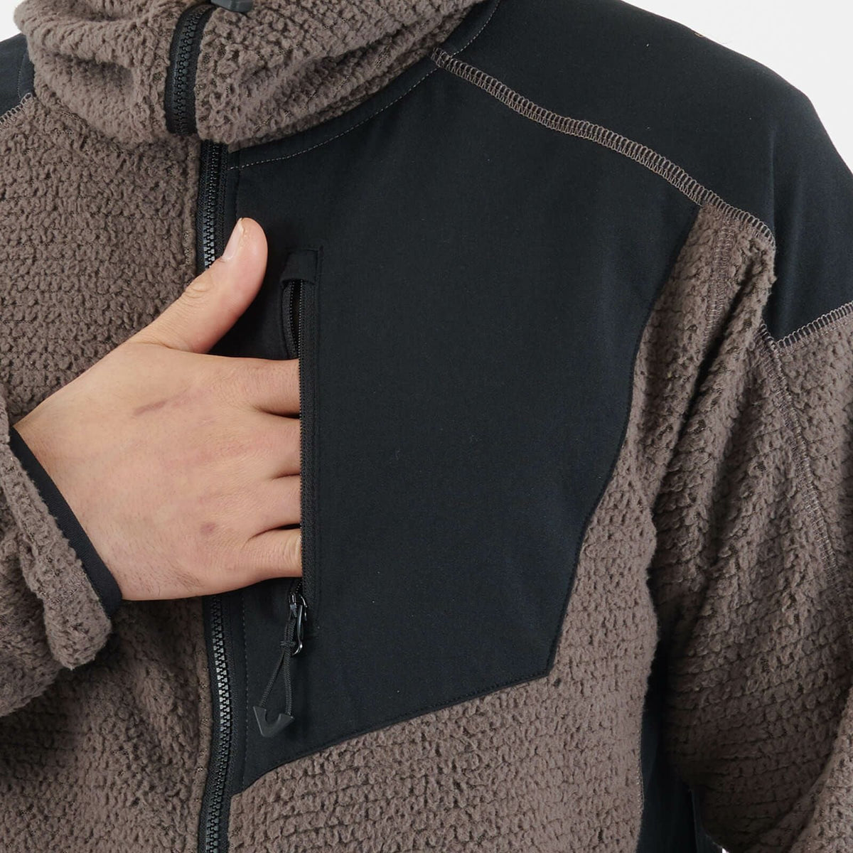 Thru Warm Hybrid Jacket