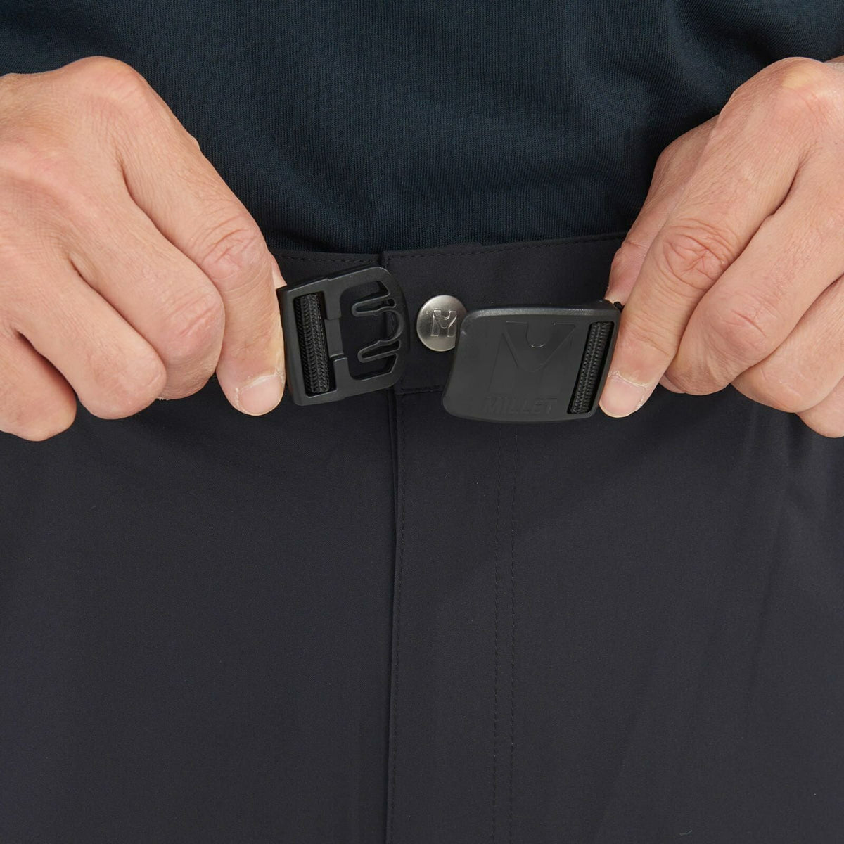ティフォン ストレッチ トレックパンツ