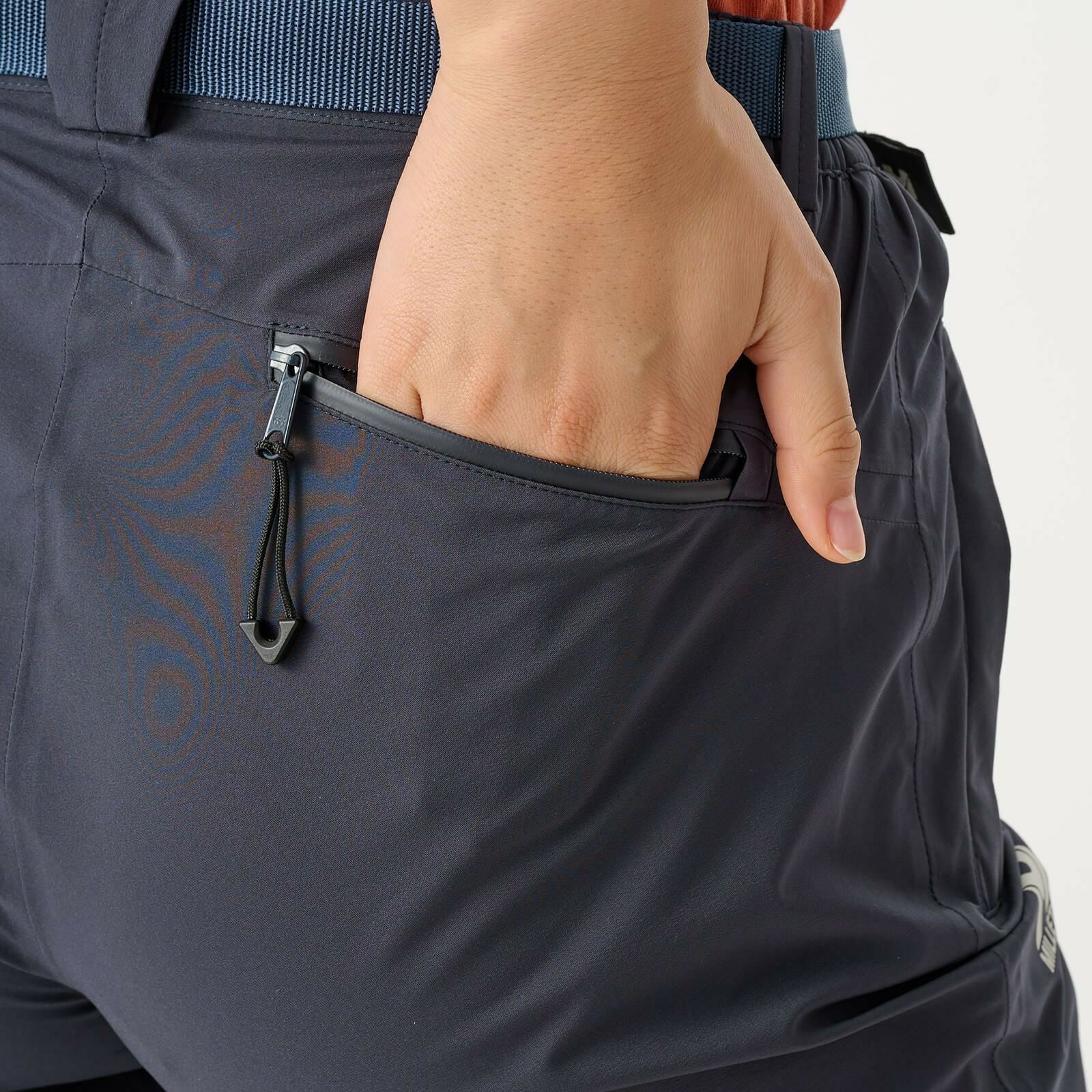 ティフォン ストレッチ トレックパンツ
