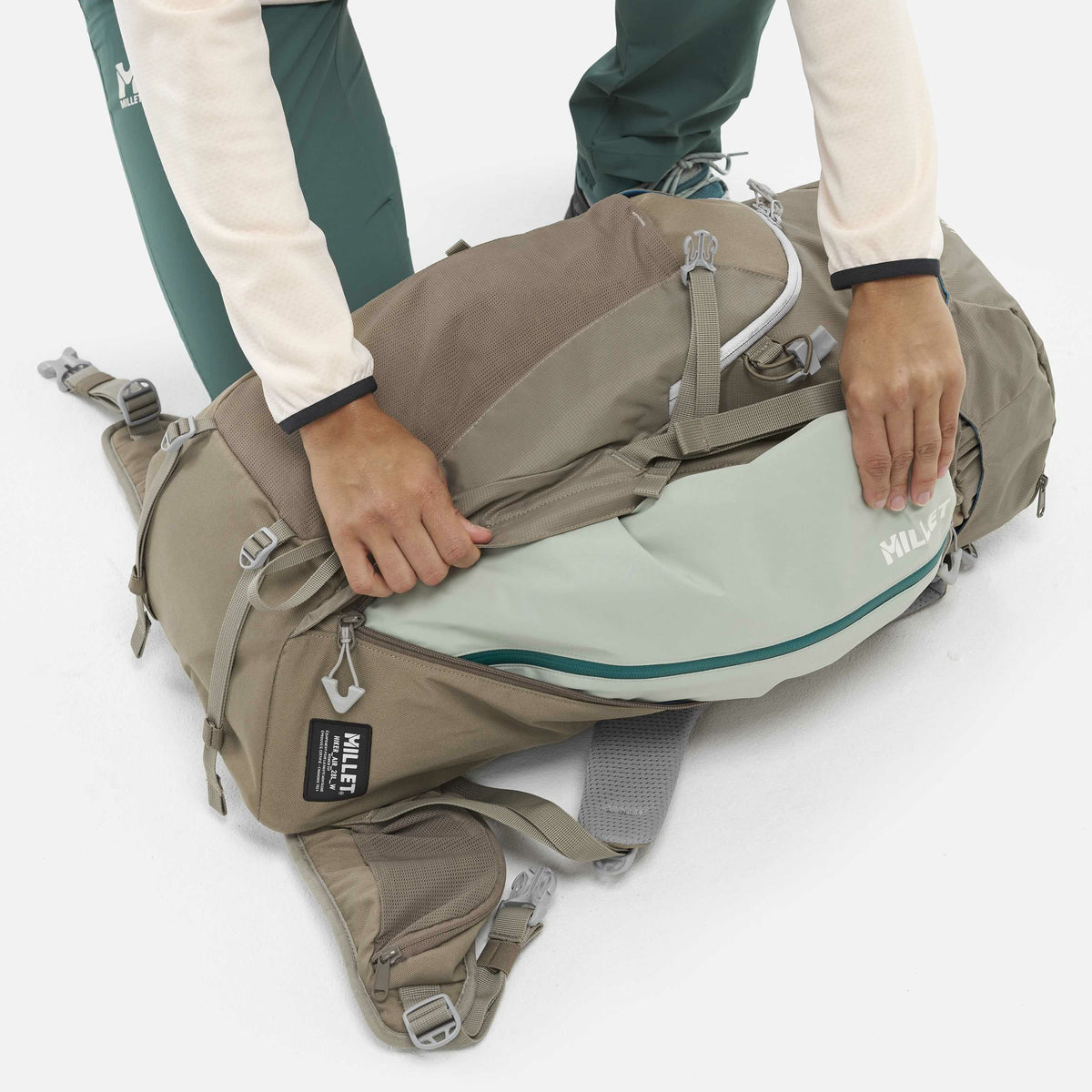 Hiker Air 28