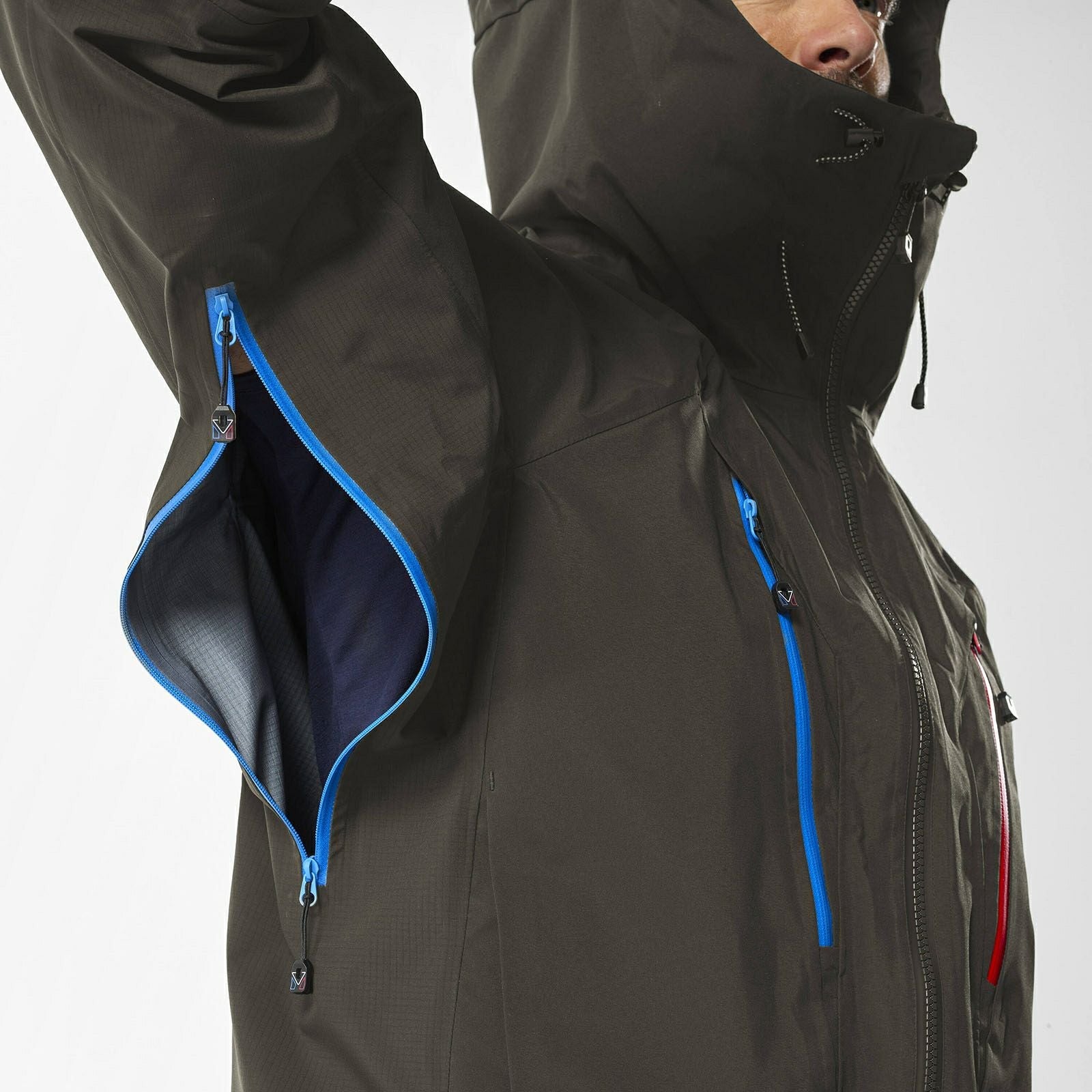 TRILOGY V ICON DUAL GORE-TEX PRO JACKET